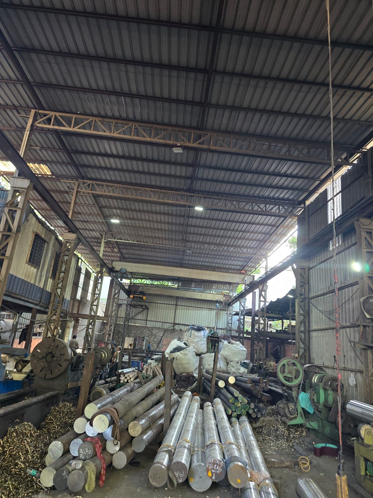 Workshop Floor — 2-Ton Overhead Crane